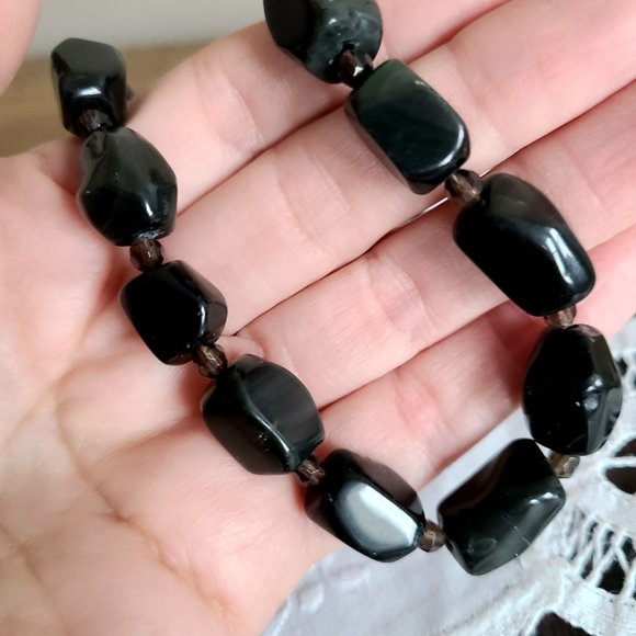 Dark green stones handmade necklace/choker - Picture 6 of 6